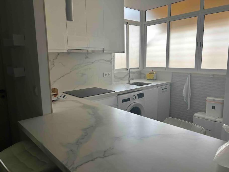 דירות אליקאנטה Elegante Loft En San Juan Playa מראה חיצוני תמונה