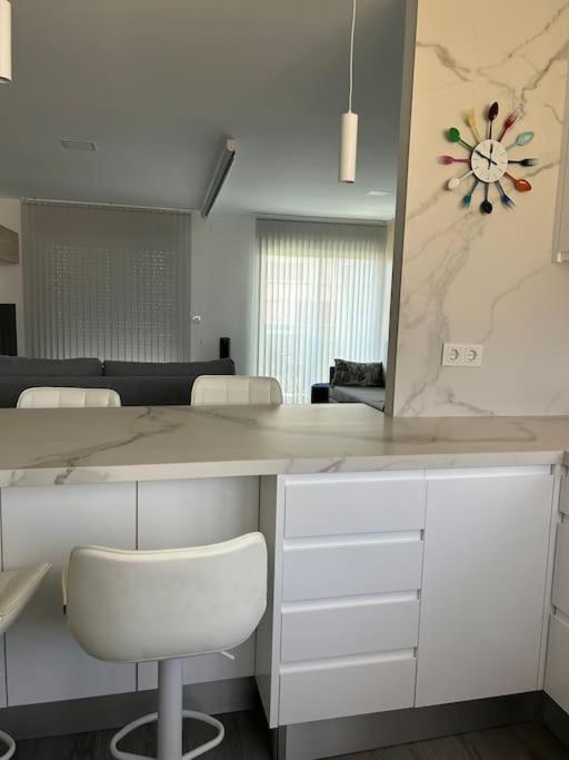 דירות אליקאנטה Elegante Loft En San Juan Playa מראה חיצוני תמונה